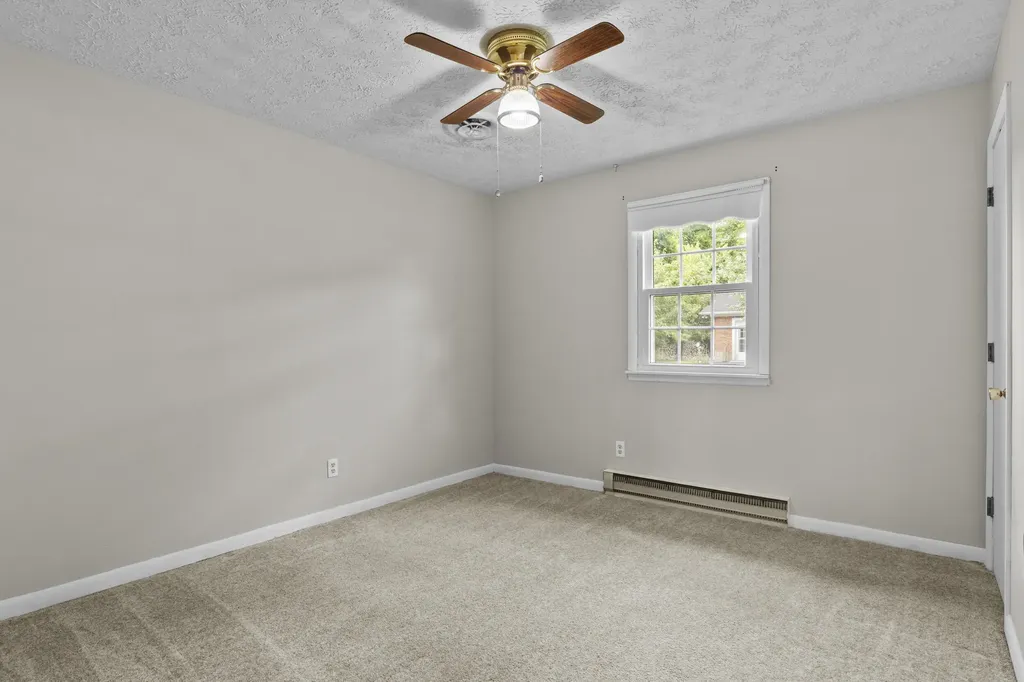 79 Pine Street Crab Orchard KY 40419