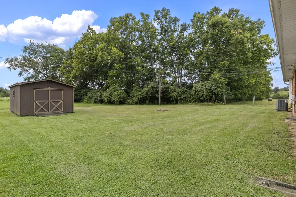 79 Pine Street Crab Orchard KY 40419