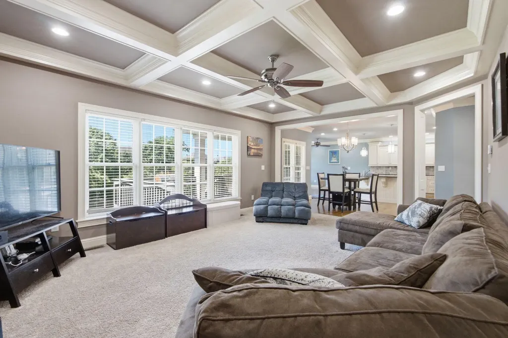 236 Somersly Place Lexington KY 40515