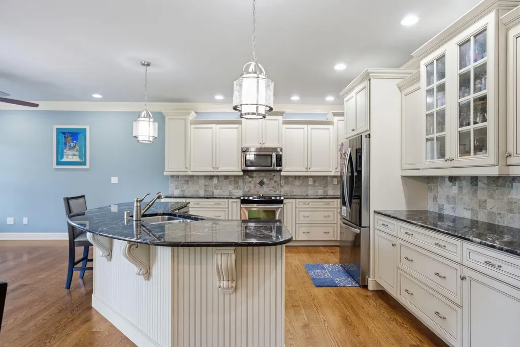 236 Somersly Place Lexington KY 40515