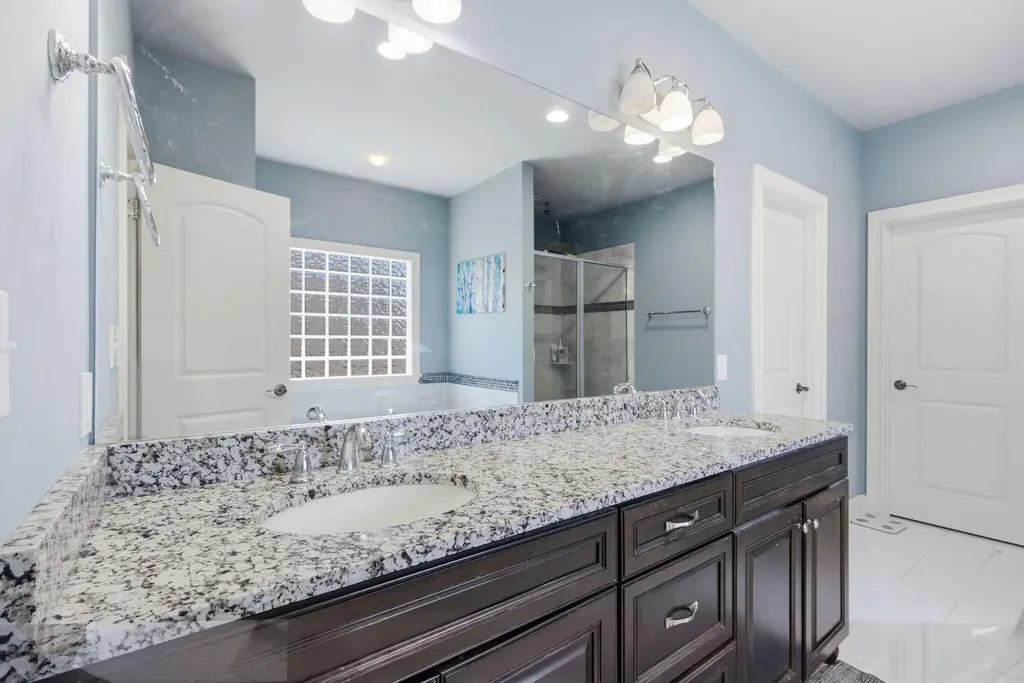 236 Somersly Place Lexington KY 40515