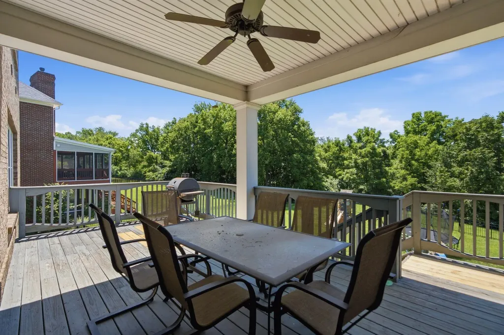 236 Somersly Place Lexington KY 40515