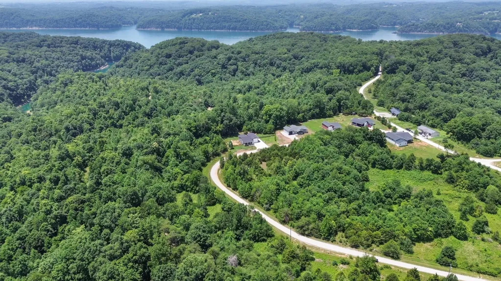 125 Kelly Circle Nancy KY 42544