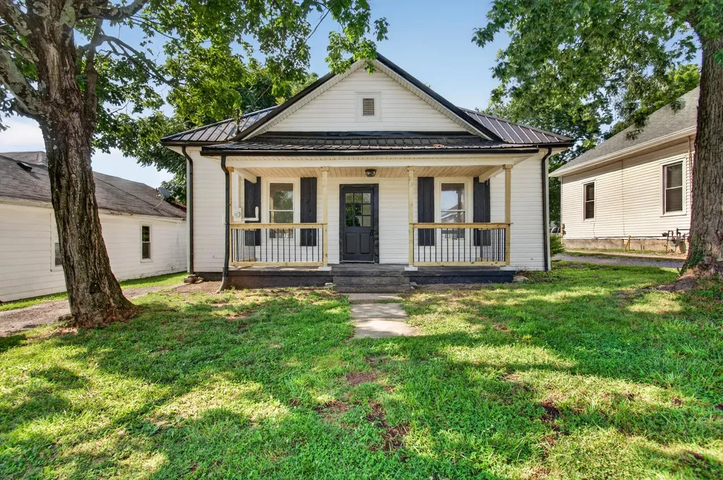 1220 W Walnut Street Danville KY 40422