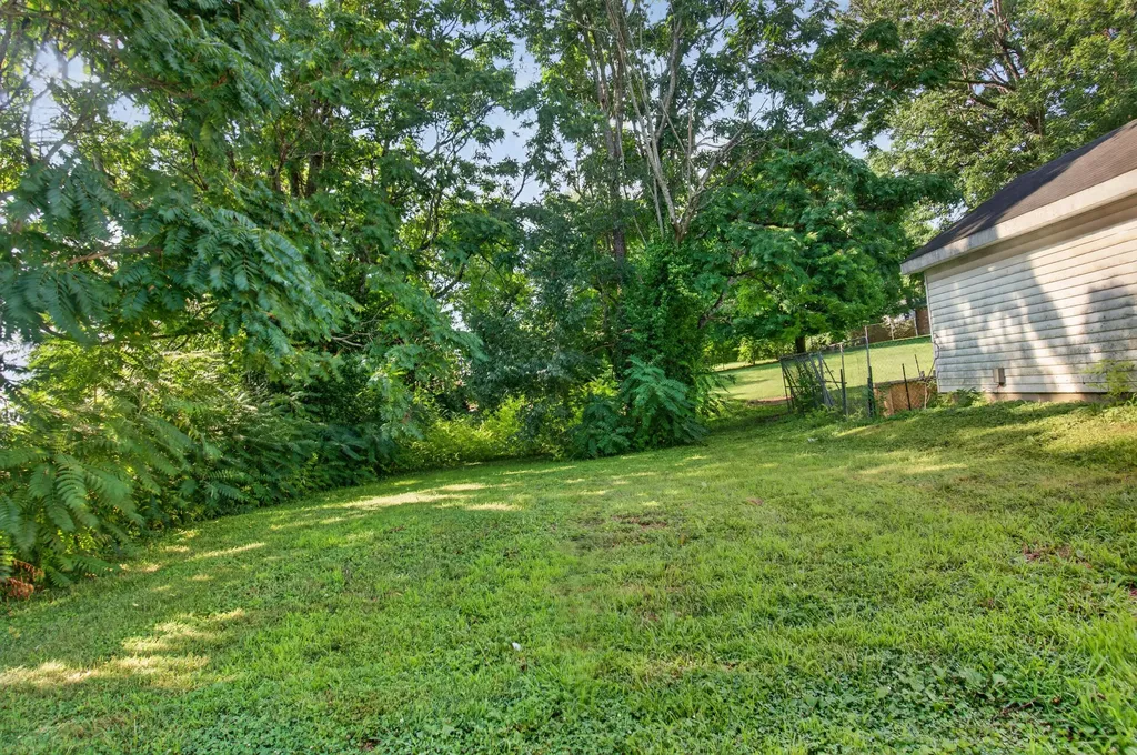 1220 W Walnut Street Danville KY 40422
