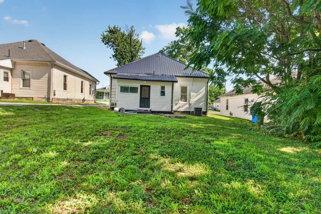 1220 W Walnut Street Danville KY 40422