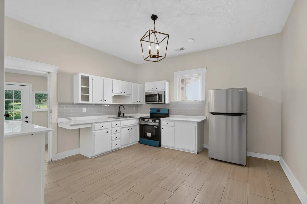 1220 W Walnut Street Danville KY 40422