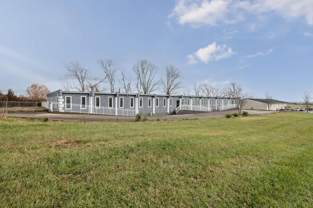 3041 Elizabeth Street Nicholasville KY 40356