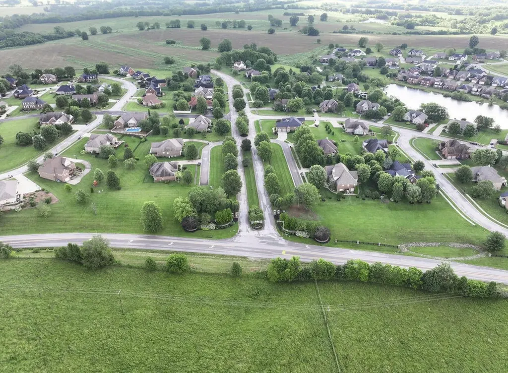 102 Royal Oak Drive Winchester KY 40391