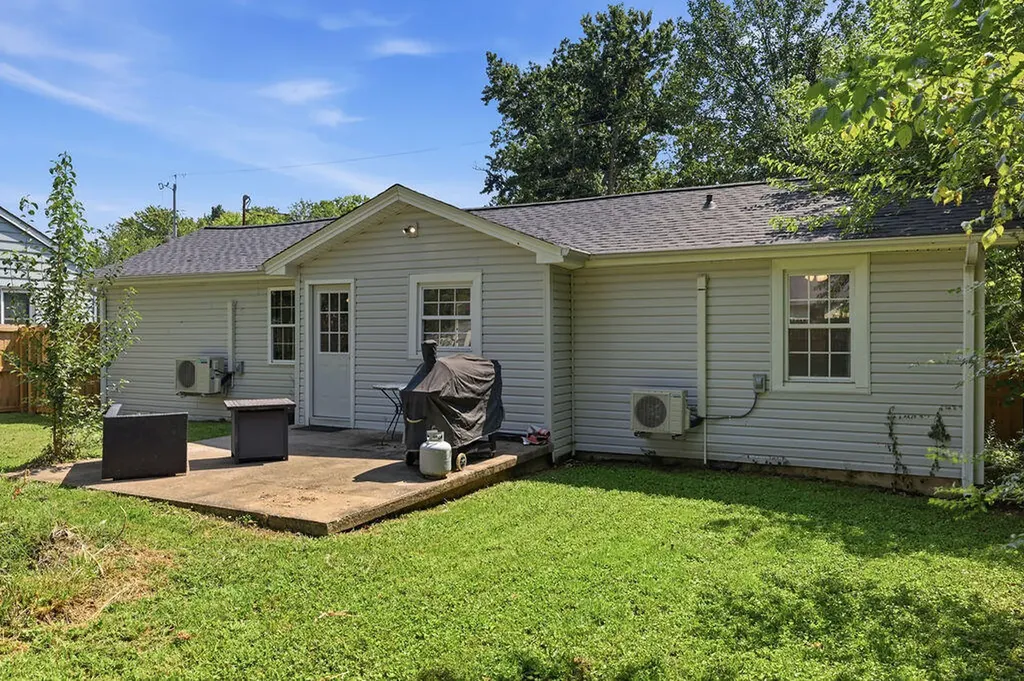 506 S 7th Street Murray KY 42071