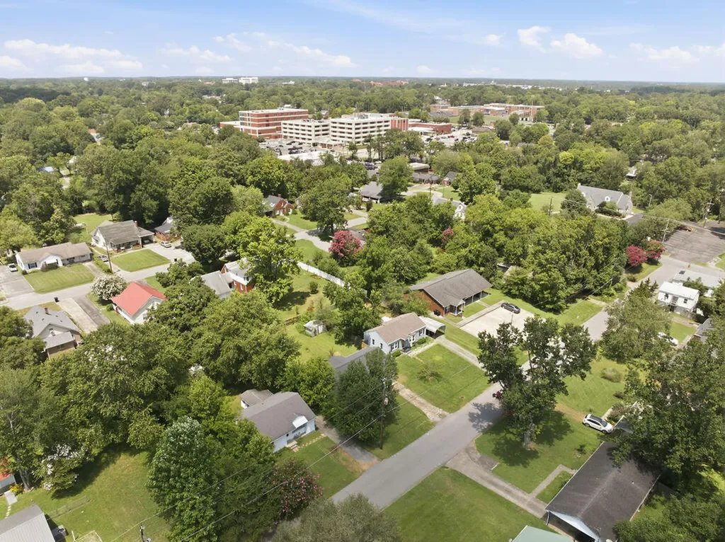506 S 7th Street Murray KY 42071