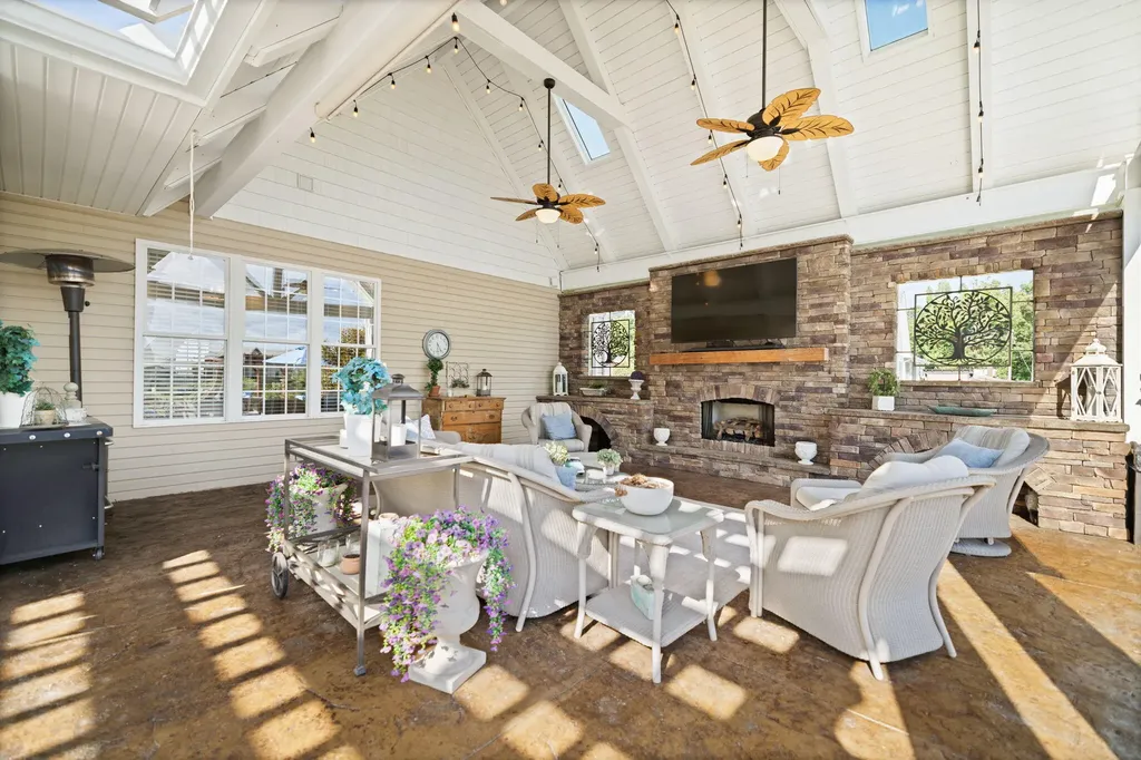 283 Cotton Road Corbin KY 40701