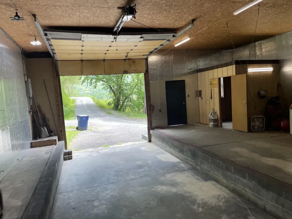 904-A E Cumberland Avenue Middlesboro KY 40965