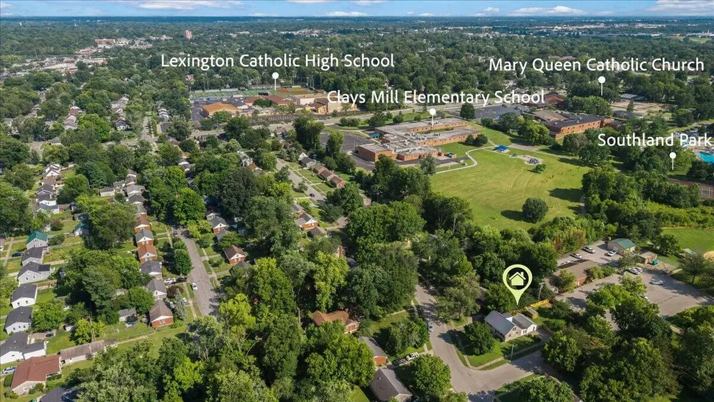 634 Cardinal Lane Lexington KY 40503