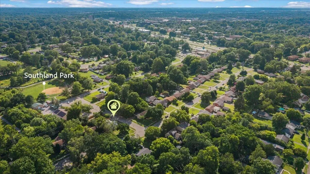 634 Cardinal Lane Lexington KY 40503