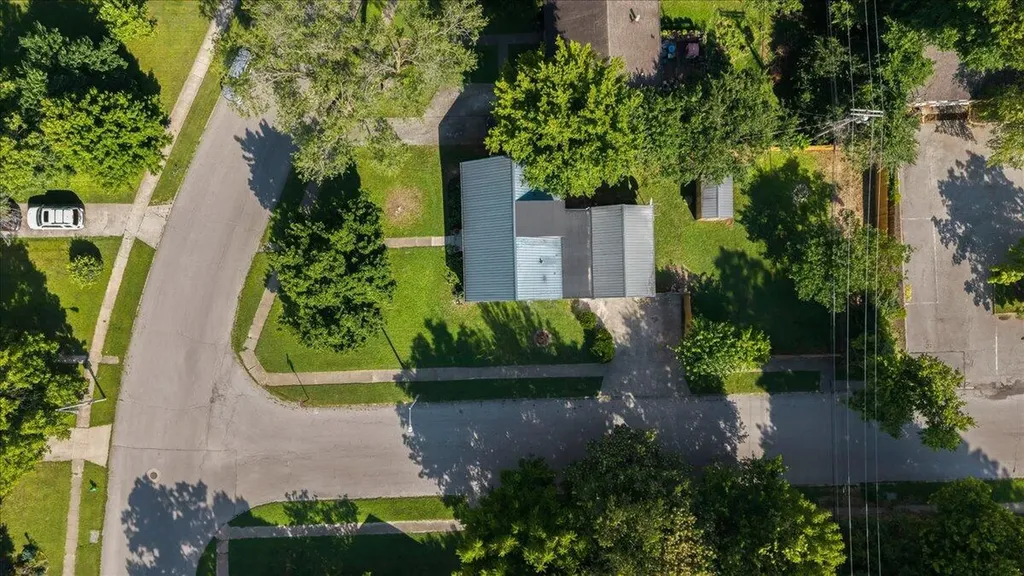634 Cardinal Lane Lexington KY 40503