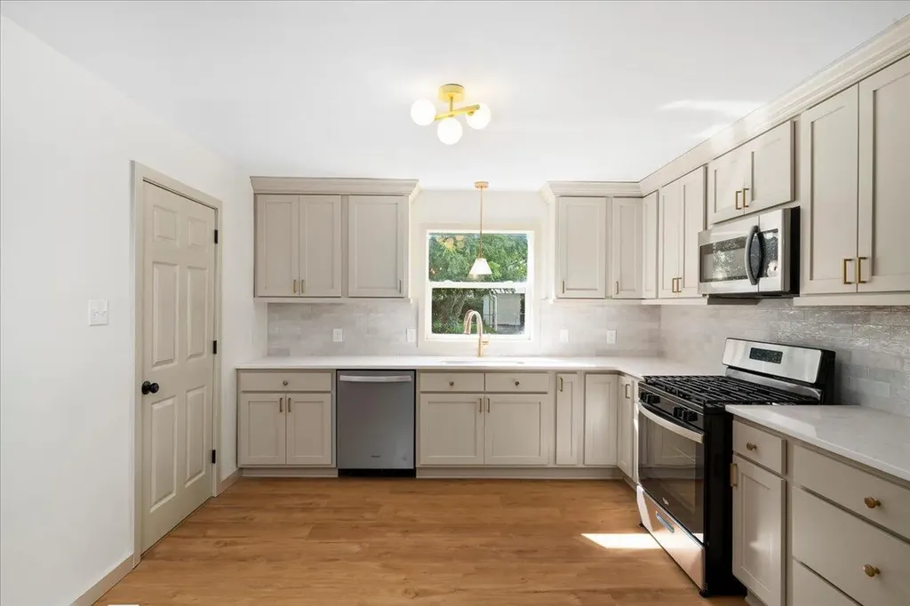 634 Cardinal Lane Lexington KY 40503