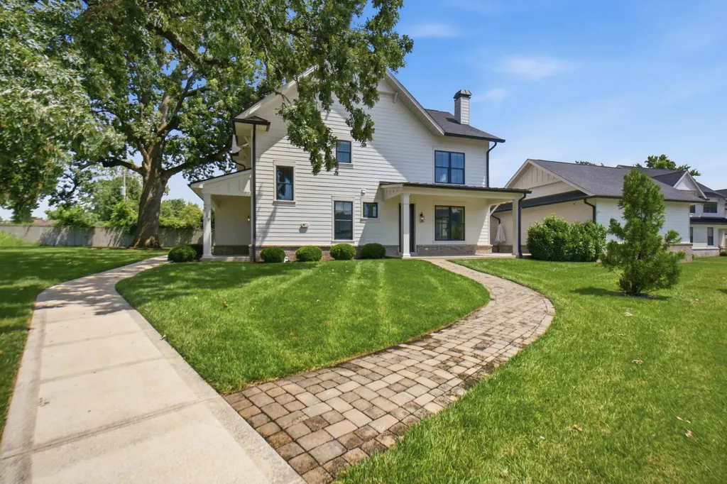 3548 Harper Woods Lane Lexington KY 40515