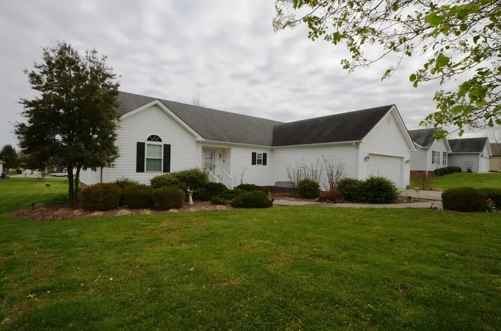 451 Bellaire Drive Harrodsburg KY 40330