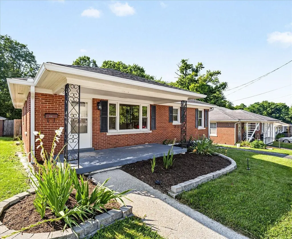 153 Sunset Drive Frankfort KY 40601
