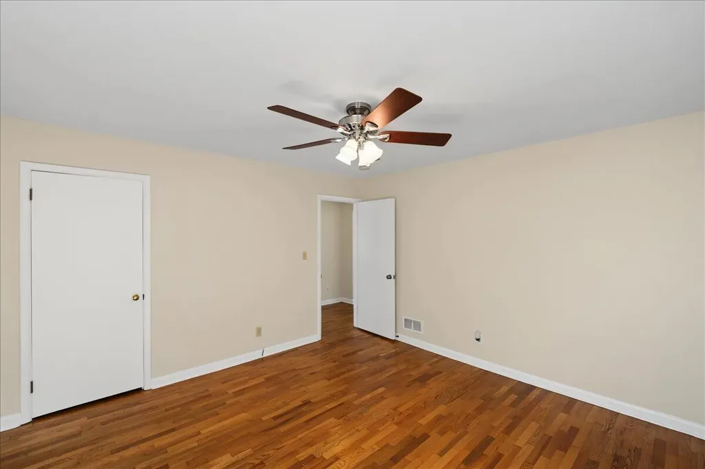 153 Sunset Drive Frankfort KY 40601
