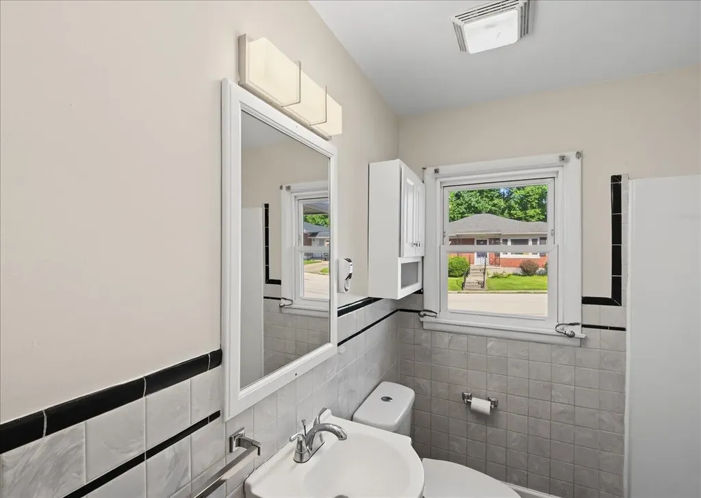 153 Sunset Drive Frankfort KY 40601