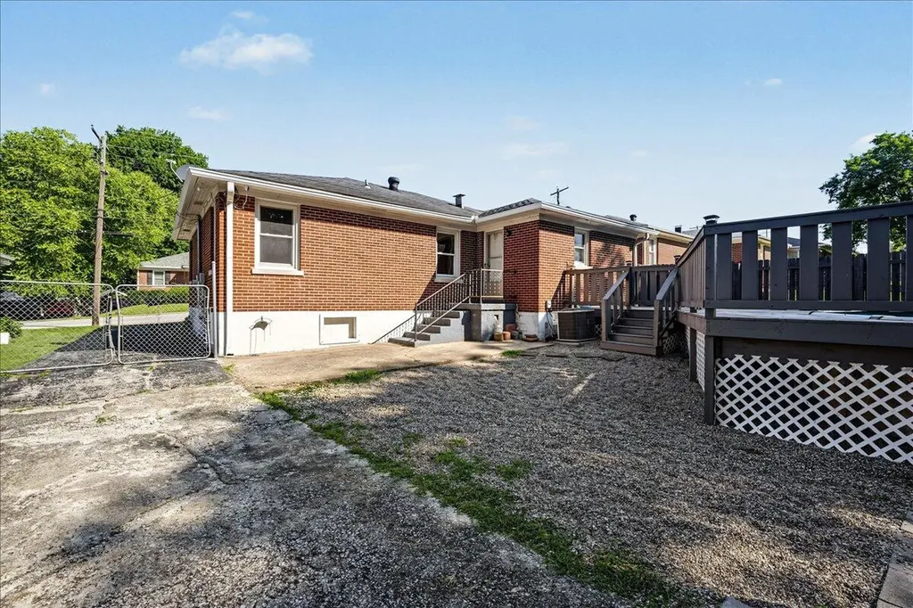 153 Sunset Drive Frankfort KY 40601