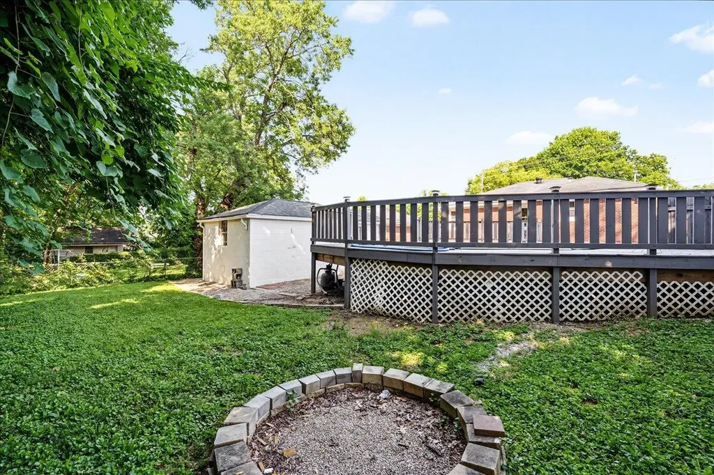 153 Sunset Drive Frankfort KY 40601