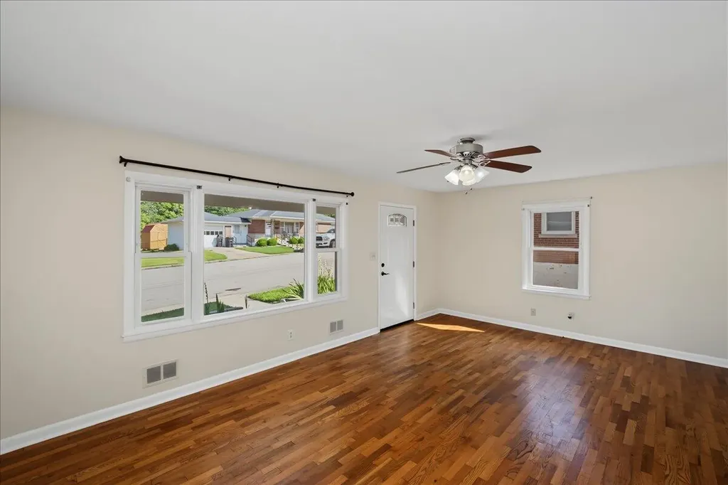 153 Sunset Drive Frankfort KY 40601
