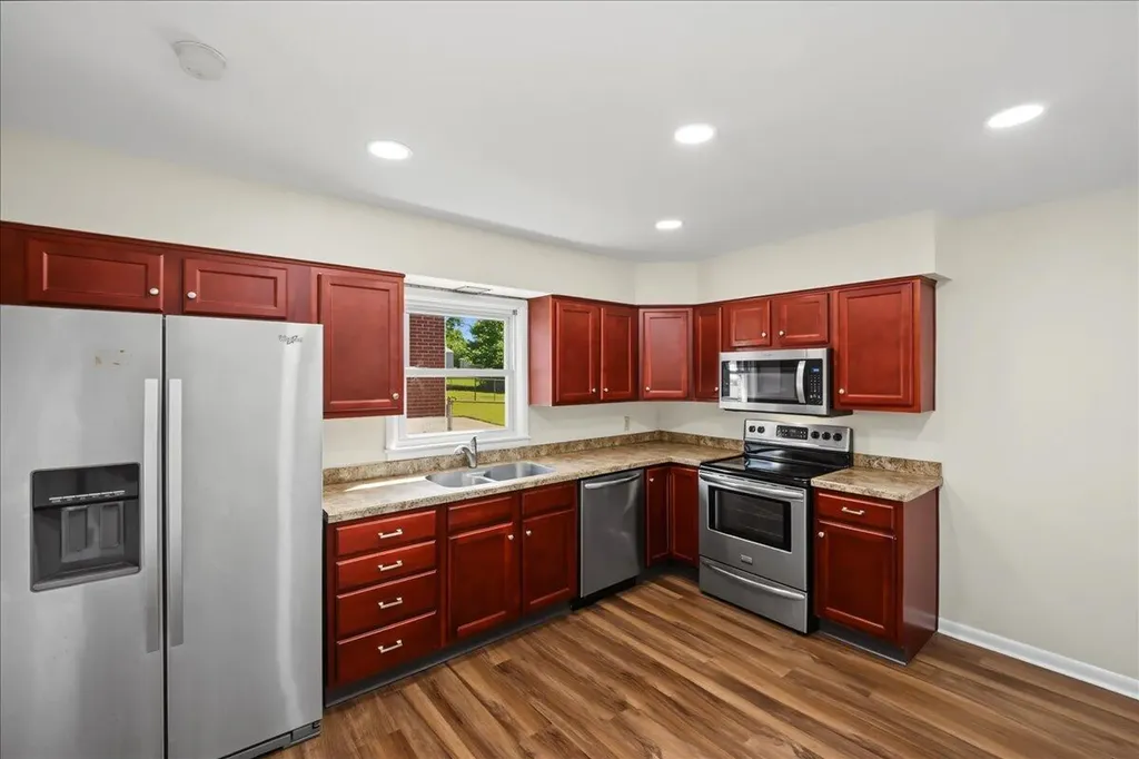153 Sunset Drive Frankfort KY 40601