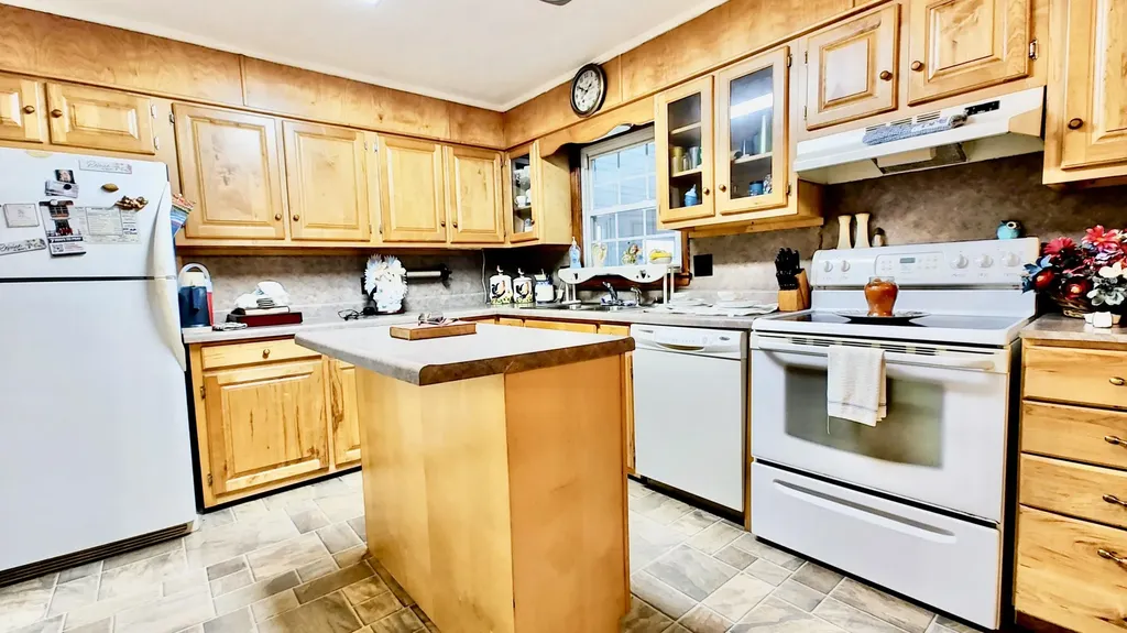 410 Pecan Drive Clinton KY 42031