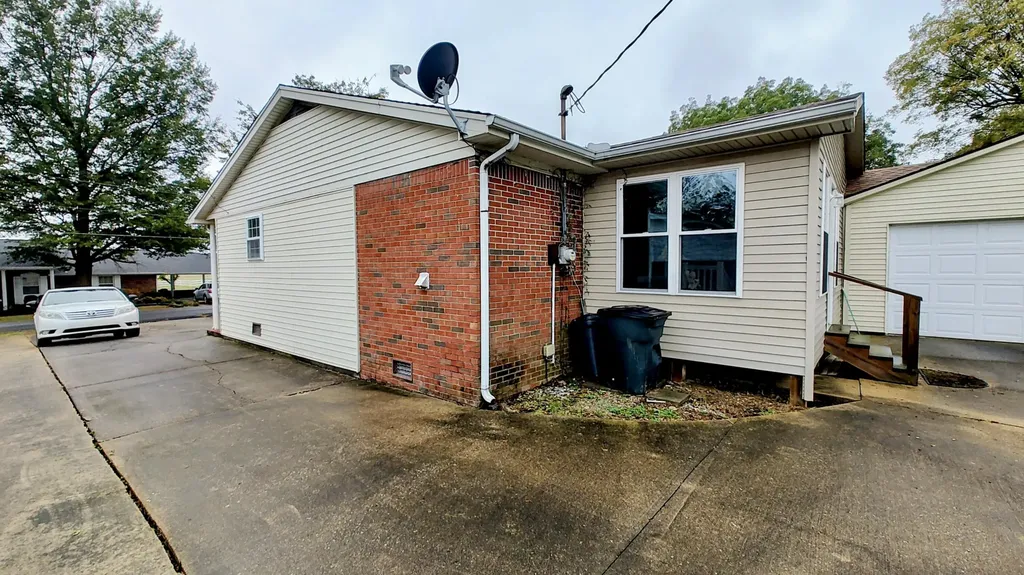 410 Pecan Drive Clinton KY 42031