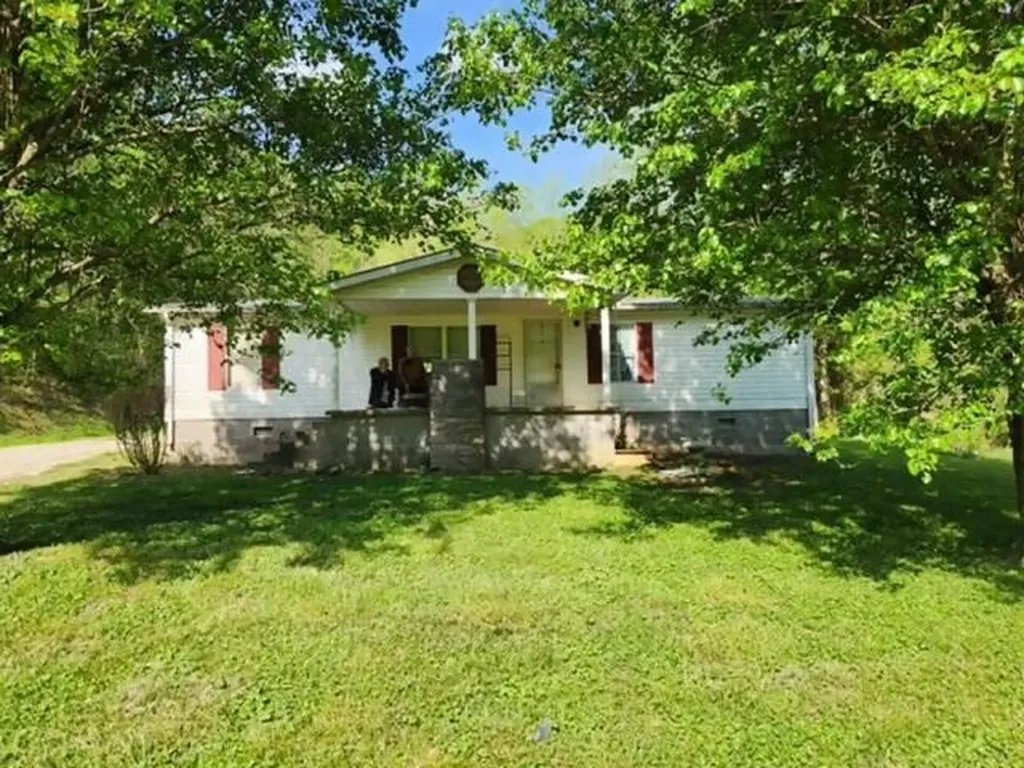 4768 Ky-1809 Barbourville KY 40906
