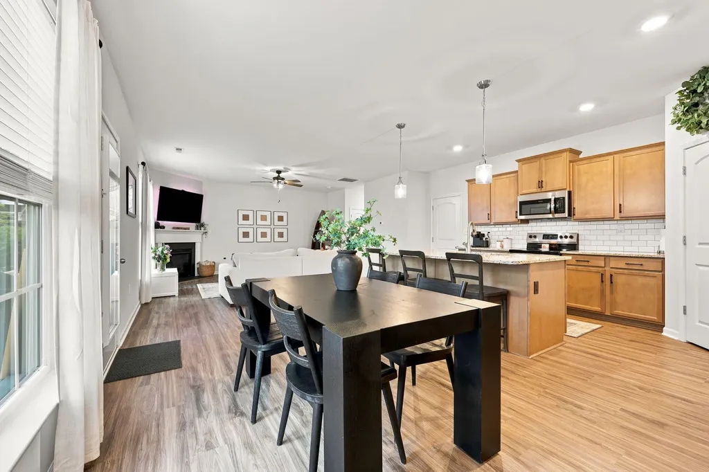 1500 Flemishbond Path Lexington KY 40509