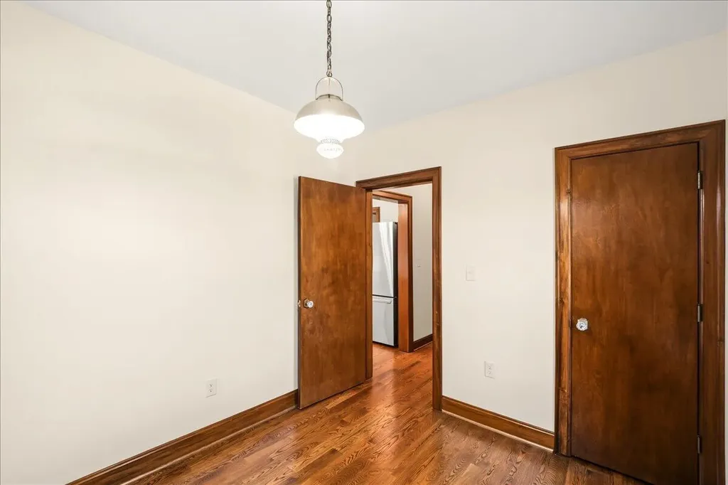 207 Paul Sawyier Drive Frankfort KY 40601