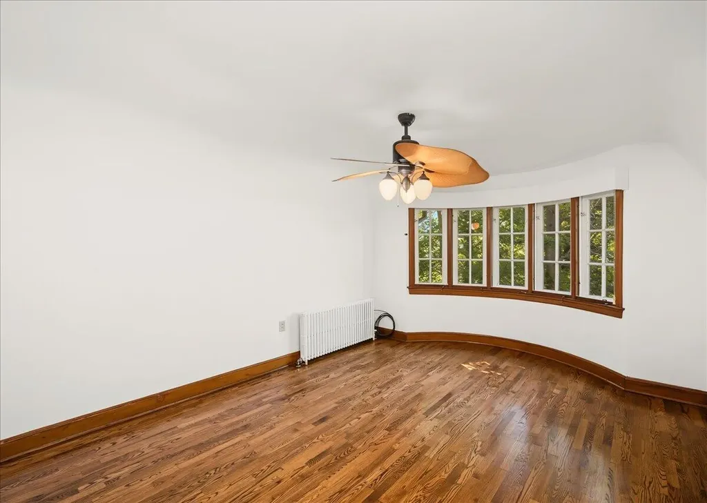 207 Paul Sawyier Drive Frankfort KY 40601