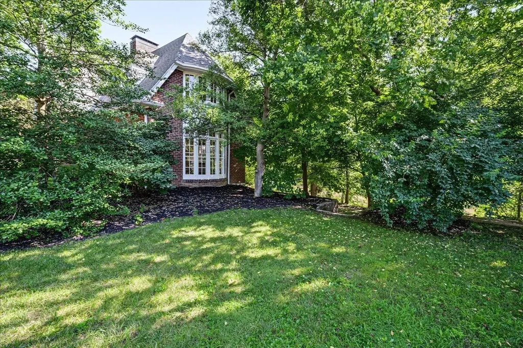 207 Paul Sawyier Drive Frankfort KY 40601