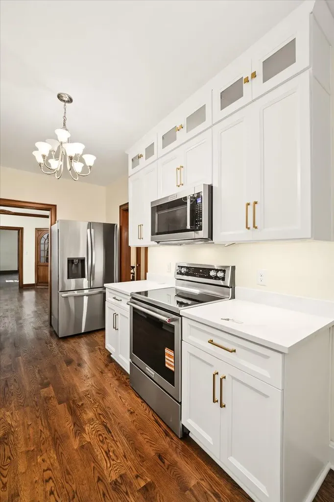 207 Paul Sawyier Drive Frankfort KY 40601