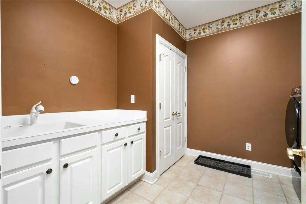 3801 Still Meadow Lane Lexington KY 40509