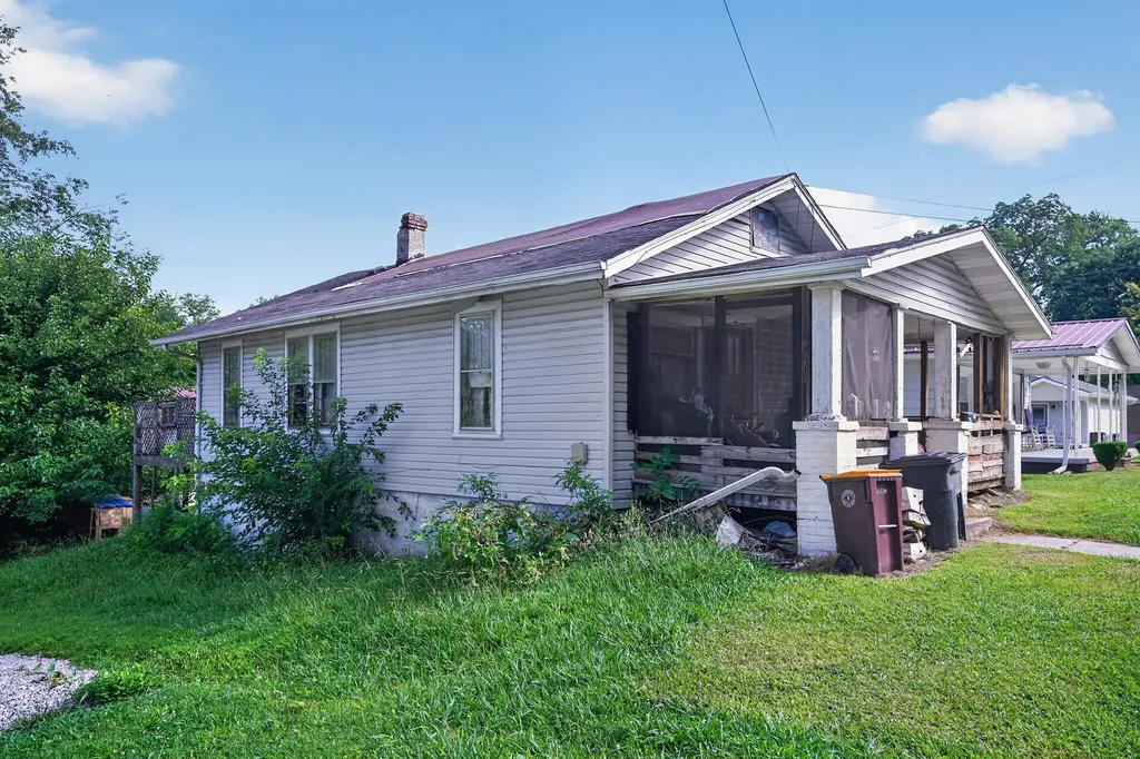 128 Bourne Avenue Somerset KY 42501