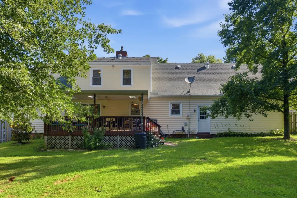 419 Mill Road Midway KY 40347