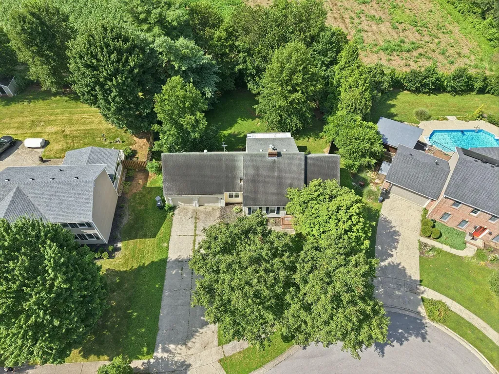 419 Mill Road Midway KY 40347