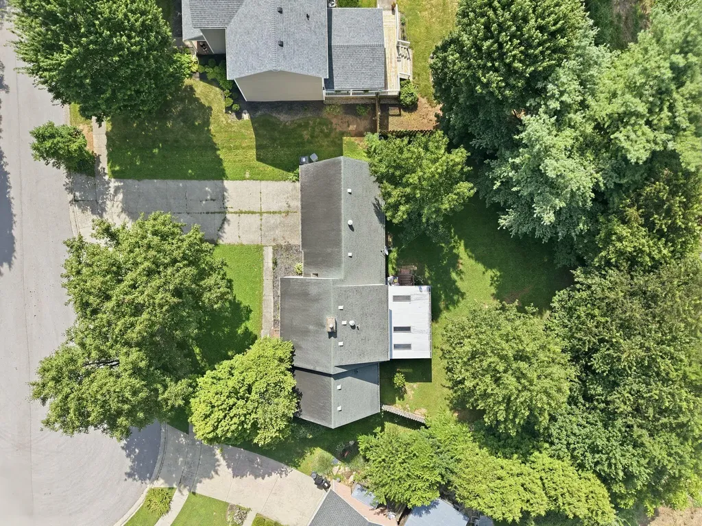 419 Mill Road Midway KY 40347