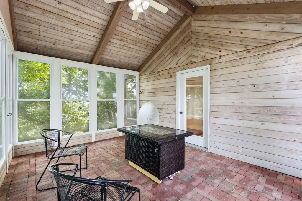 3934 Hickory Hill Drive Somerset KY 42503