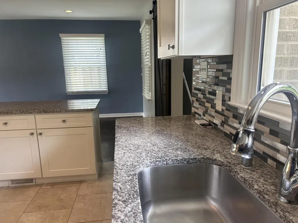 386 Bradford Drive Lexington KY 40503