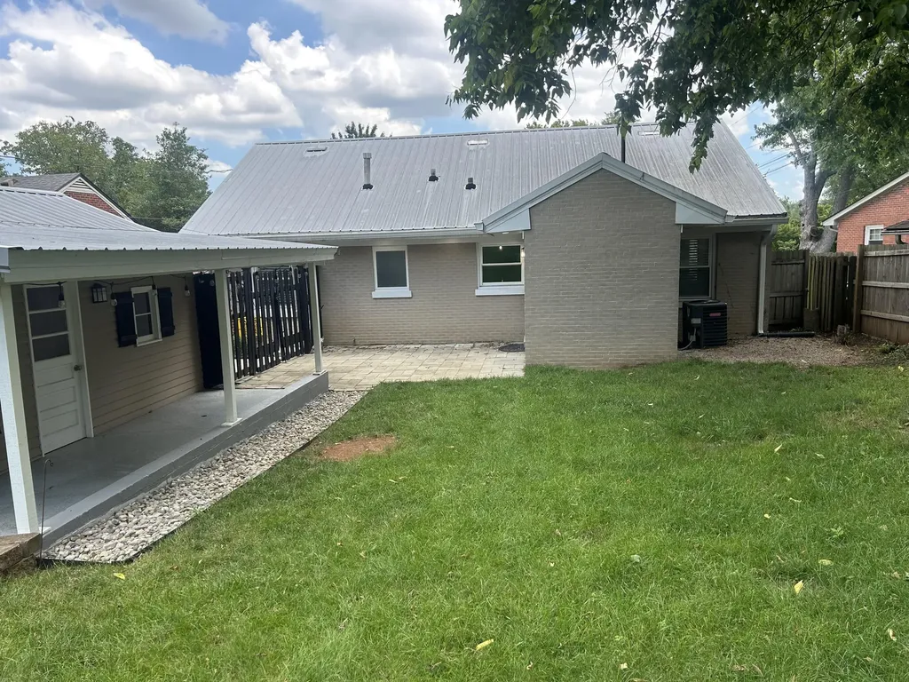 386 Bradford Drive Lexington KY 40503