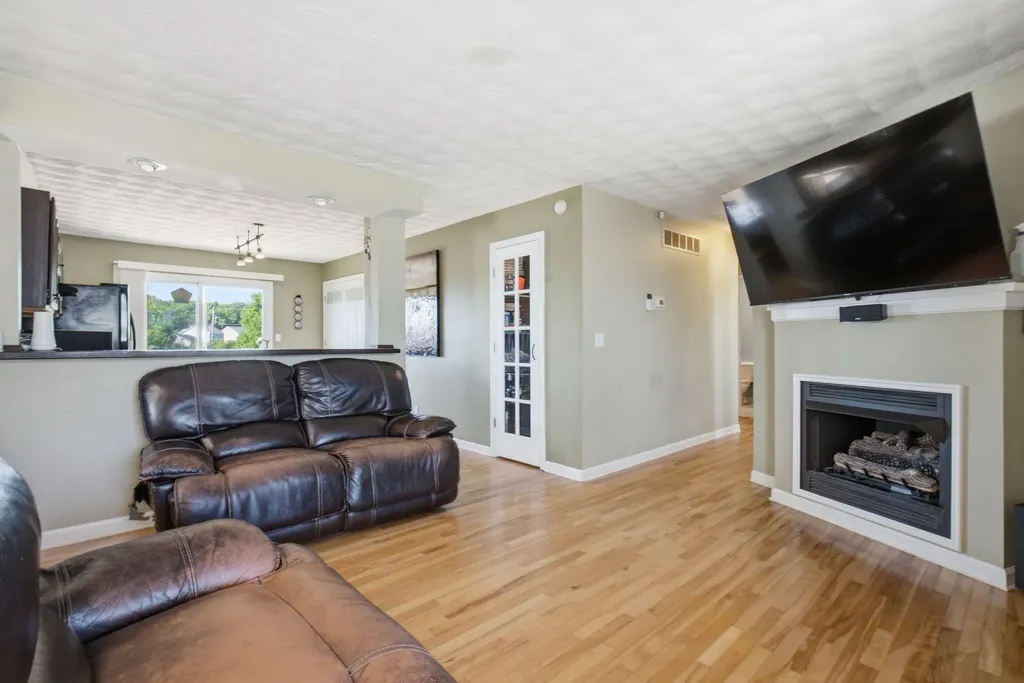 22 Apache Trail Winchester KY 40391