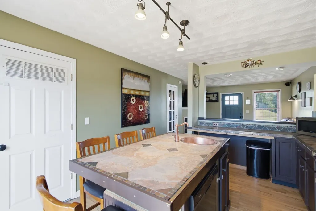 22 Apache Trail Winchester KY 40391
