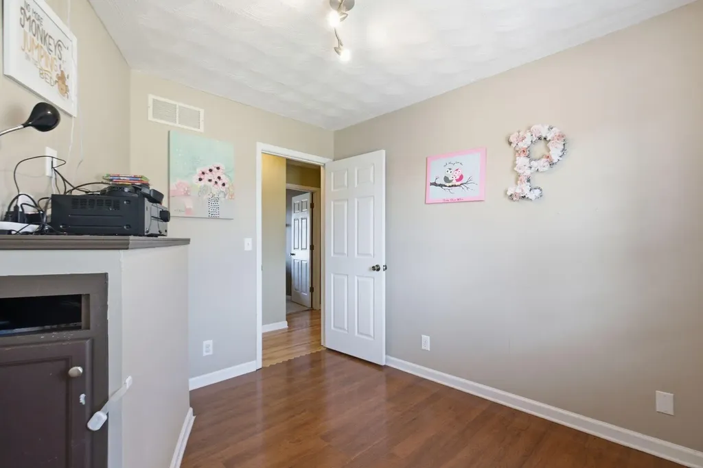 22 Apache Trail Winchester KY 40391