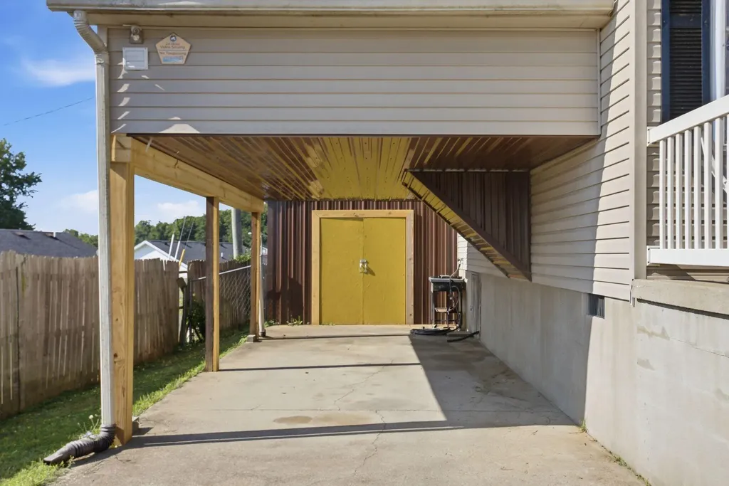 22 Apache Trail Winchester KY 40391